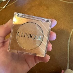 Clinique bronzer